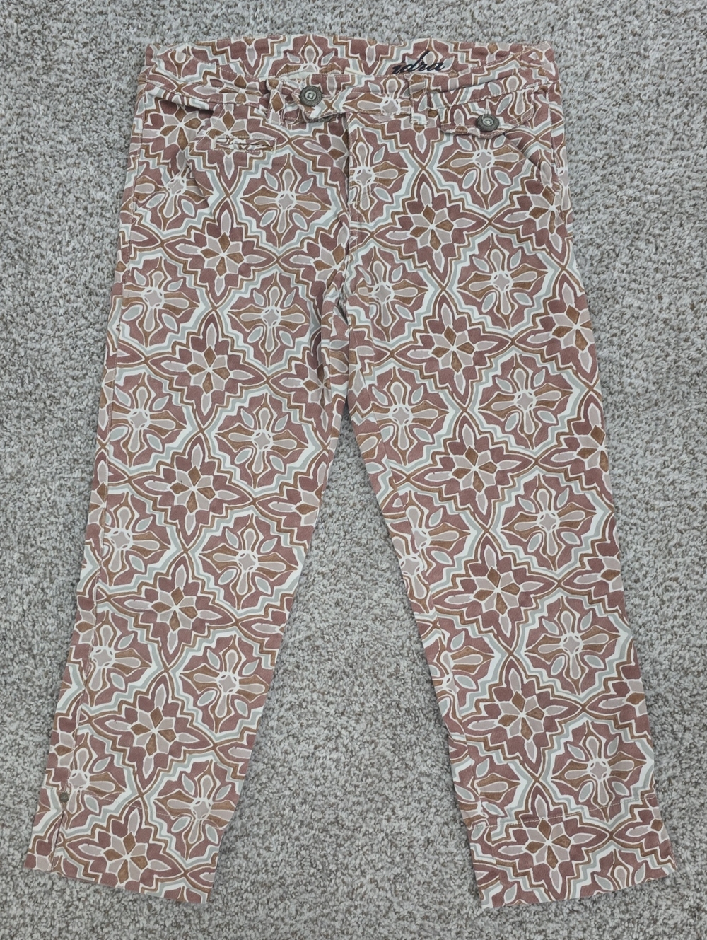 Ankle-Length Floral Tile Print Pants in Taupe & Cream